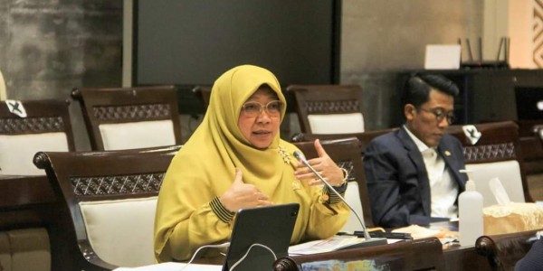 DPR Ingatkan Janji Ketua OJK Terpilih Saat Fit and Proper Test Segera Direalisasikan