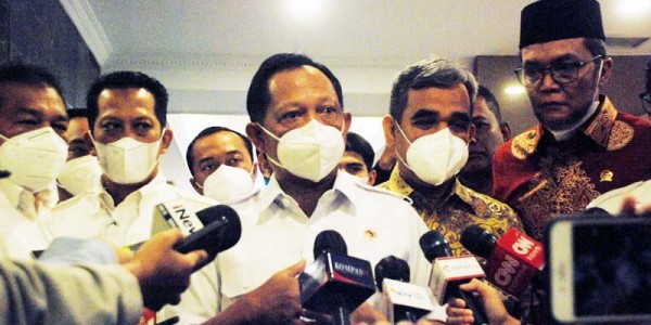 Mendagri Temui Wakil Ketua MPR Ahmad Muzani