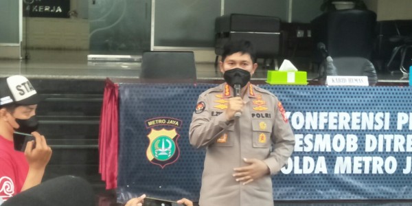 Belum Terungkap Tuntas, Polisi Masih Buru Dua Pelaku Pengeroyok Ade Armando