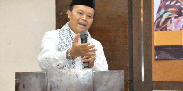HNW Ajak Bangsa Indonesia Konsisten Menjalankan Konstitusi