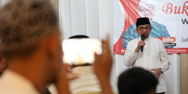 PKS Salurkan Dua Juta Paket Ramadhan