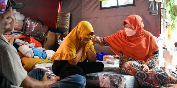 Anis Dorong Pemrov DKI Segera Bangun Kembali Rumah Korban Kebakaran Pasar Gembrong
