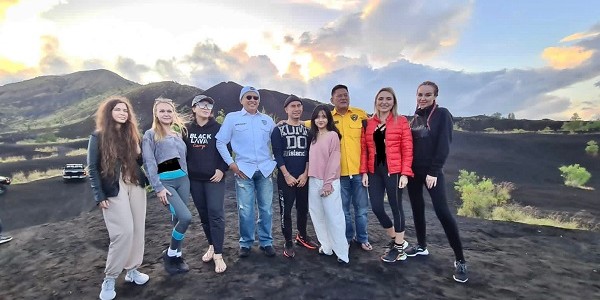 Bambang Soesatyo Dukung Pengembangan Black Lava Adventure Gunung Batur Bali 