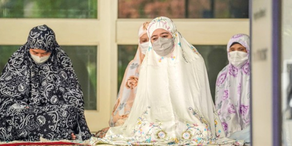 Shalat Ied Di Rumah Dinas, Puan: Selamat Menyambut Hari Kemenangan Mohon Maaf Lahir Bathin