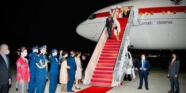 Jokowi ke AS untuk Misi Perdamain atau Dagang Nikel dengan Elon Musk?