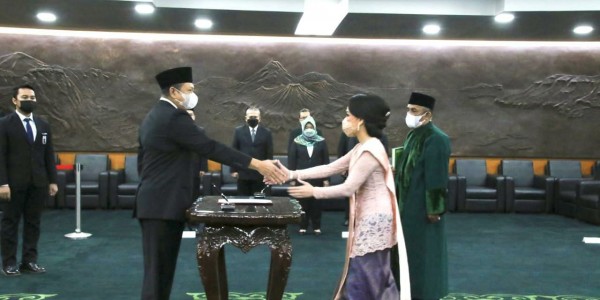 Lantik PAW Anggota MPR RI, Bamsoet Ajak Rawat Nilai-Nilai Pancasila