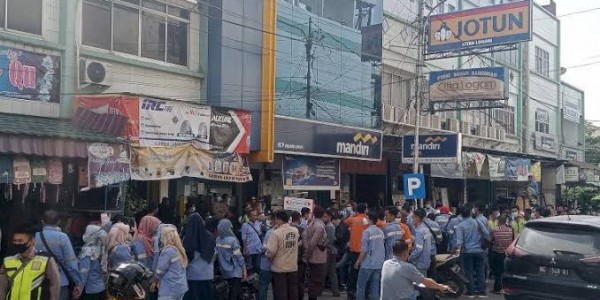 PT Titan Sebaiknya Cari Solusi untuk Karyawannya, Bukan Dibenturkan  dengan Penegak Hukum