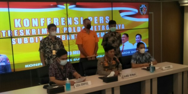 Dua Bulan Beraksi, WNA Latvia Pelaku Skimming Raup Hingga Rp 1,2 Miliar