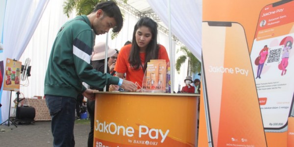 Layanan JakOne Mobile Bank DKI