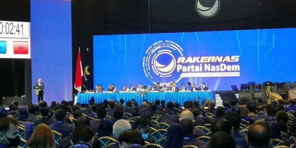 Anies Baswedan Dan Ganjar Pranowo Bersaing Bakal Calon Presiden Di Rakernas NasDem