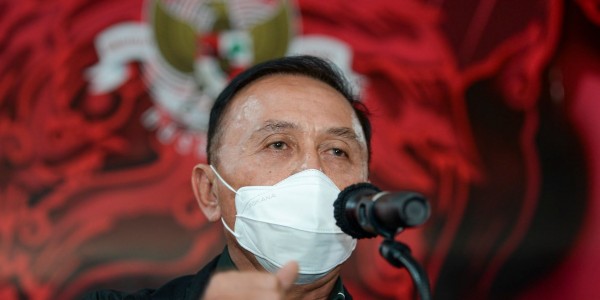 Dua Bobotoh Tewas, IPW Minta Polda Jabar Periksa Ketum PSSI
