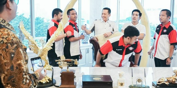 Bamsoet Kembali Gelar Lomba Burung Berkicau Nasional Perebutkan Piala Ketua MPR RI