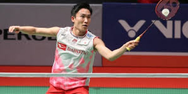 Di Semifinal Malaysia Open 2022, Kento Momota Sudah Ditunggu Kunlavut Vitidsarn