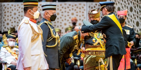 Panglima TNI Terima Bintang Penghargaan dari Sultan Brunei