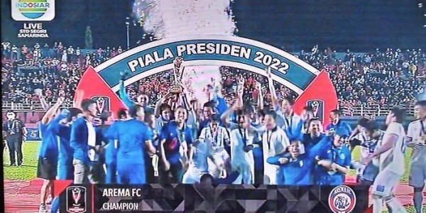 Menang Agregat atas Borneo FC, Arema FC Juara Piala Presiden 2022