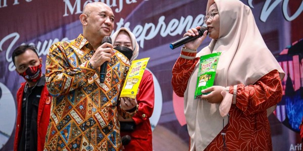 Teten Imbau Kampus di Indonesia Bikin Kurikulum Wirausaha