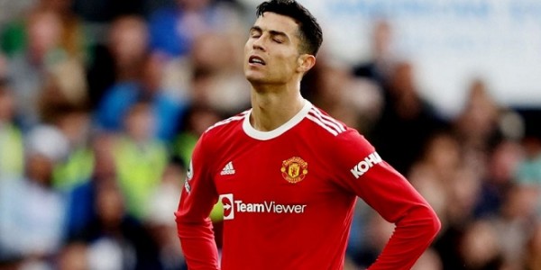 Cristiano Ronaldo Rela Turun Gaji Demi Tinggalkan Manchester United
