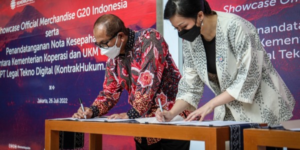 Kemenkop Gandeng Kontrak Hukum Permudah Pengurusan Legalitas UMKM