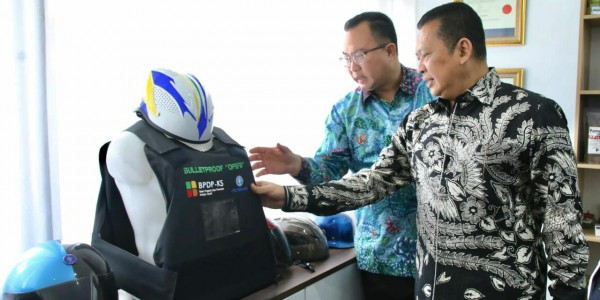 Ketua MPR RI Apresiasi Baju Anti Peluru dari Limbah Sawit Temuan IPB  Pendukung Alutsista
