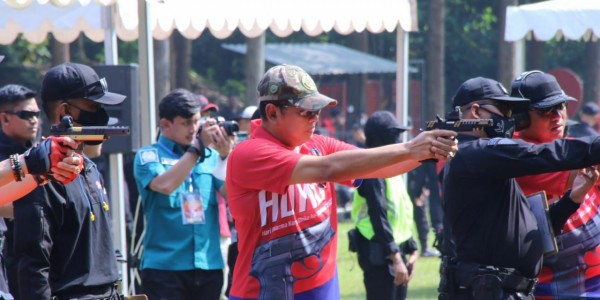 Bamsoet Raih Juara III Kelas Menembak Presisi Eksekutif Menkumham Cup 2022