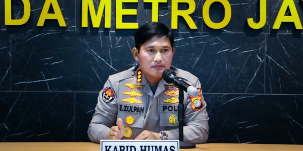 Ditahan, Polisi Pastikan Roy Suryo Dalam Keadaan Sehat