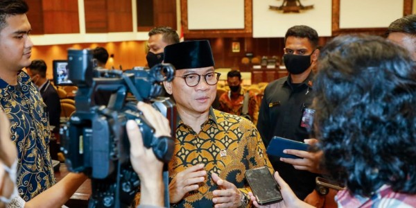 Terima Kunjungan Siswa MAN 2 Kota Malang, Yandri Susanto Bahas Wewenang MPR Dan PPHN