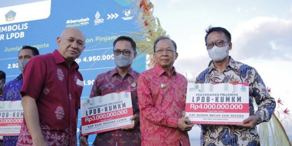 Perkuat Ekonomi Bali, LPDB-KUMKM Salurkan Dana Bergulir untuk 5 Koperasi