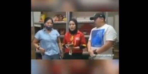 Selain Coklat, Wanita yang Intimidasi Karyawan Alfamart Juga Diduga Curi Sampo