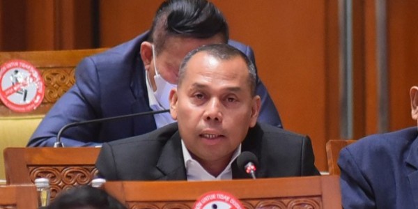 Anggota DPR Ini Tolak Rencana Kenaikan BBM Bersubsidi
