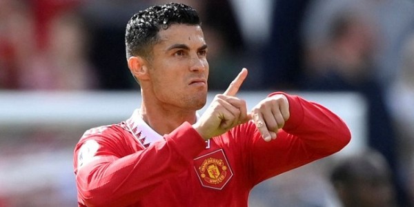 Demi Main di Liga Champions, CR7 Tak Masalah Dipinjamkan ke Napoli