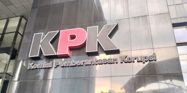KPK Perpanjang Penahanan Eks Wali Kota Yogyakarta