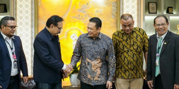 Terima Rektor UKI, Ketua MPR RI Akan Orasi Kebangsaan pada Sidang Terbuka Senat Universitas