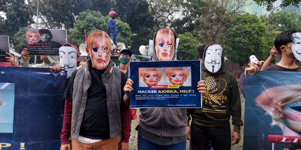 Aksi di KPK, Pendemo Tantang Bjorka Bantu Bongkar Skandal Dugaan Korupsi Formula E