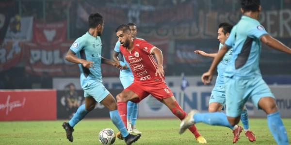 Persija Gagal Lanjutkan Tren Kemenangan Usai Main Imbang Tanpa Gol Lawan Madura United 