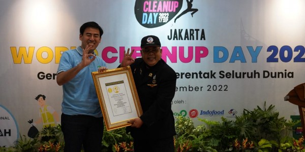 Le Minerale Dukung Gerakan 'World Cleanup Day 2022' Lewat Edukasi Kebersihan Lingkungan