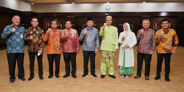 Gantikan Eddy Satriya, Menkop Teten Lantik Yulius MA Jadi Deputi Bidang Usaha Mikro