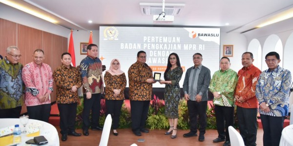 Sambangi Bawaslu RI, Badan Pengkajian MPR RI Minta Masukan Soal PPHN