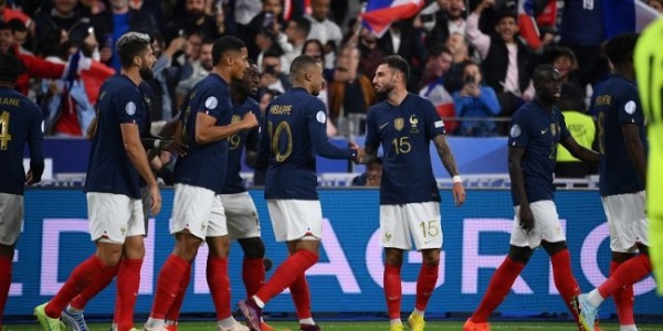 Gol Mbappe dan Giroud Bawa Prancis Tekuk Austria 2-0