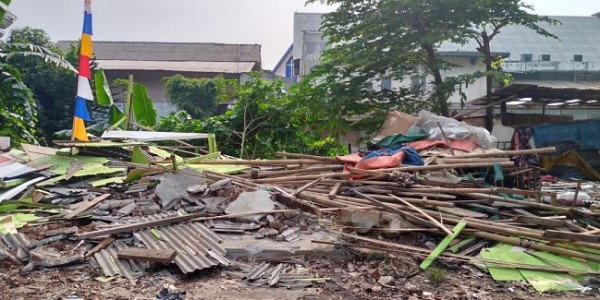 Empat Bangunan Ormas di Kota Bekasi Ditertibkan