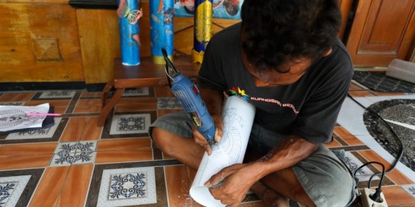 Berkat Lapak Ganjar, UMKM Lampu Hias Rembang Ini Kian Bersinar