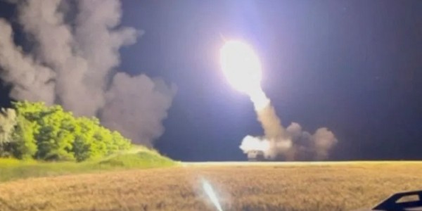 AS akan Tambah Pasokan Peluncur Roket Artileri Mobilitas Tinggi untuk Ukraina 