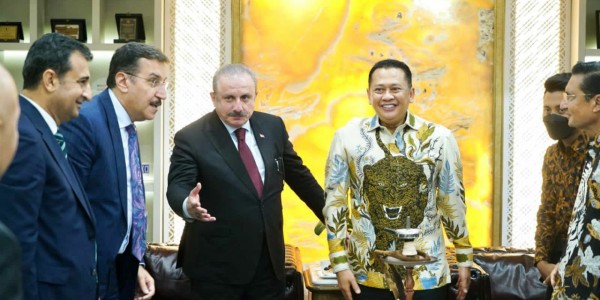 Terima Ketua Parlemen Turki, Ketua MPR RI Dorong Peningkatan Investasi Turki di Indonesia