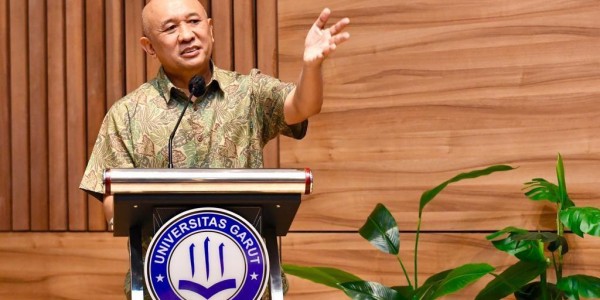 Lulusan Perguruan Tinggi Jangan Lagi Jadi Pegawai, tapi Wirausaha