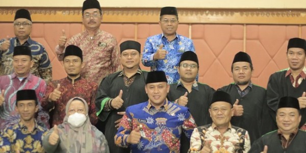 Kukuhkan Dewan Hakim dan LPTQ Kota Bekasi Ke 24, Ini Harapan Tri Adhianto