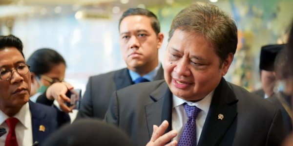 IMF Puji Ekonomi Indonesia, INDEF: Tetap Waspada, Bisa Menjalar ke Indonesia