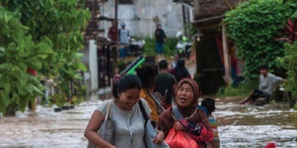 Diterjang Banjir, Puluhan Warga di Aceh Mengungsi