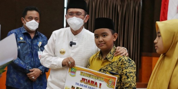 Dua Qori-qoriah Kabupaten Bekasi Raih Juara MTQ Nasional Ke-29 Kalsel