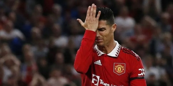Cristiano Ronaldo Dihukum Tak Masuk Skuad MU melawan Chelsea