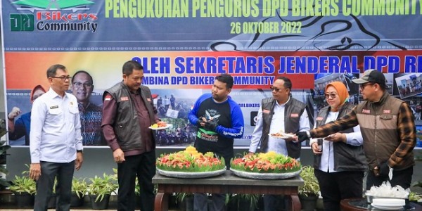 Kukuhkan Pengurus Baru, Sekjen DPD RI Minta DPD Bikers Community Bangun Citra Positif DPD RI