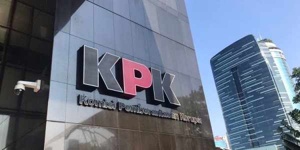 Selain Kasus 'Kardus Durian', KPK Juga Harus Buka Kembali Kasus e-KTP